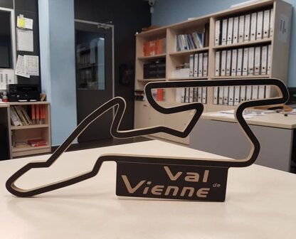 Houten racecircuit Val de Vienne